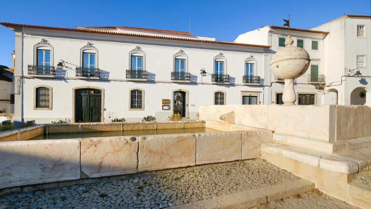 Mourasuites Hotel Évora Exterior foto